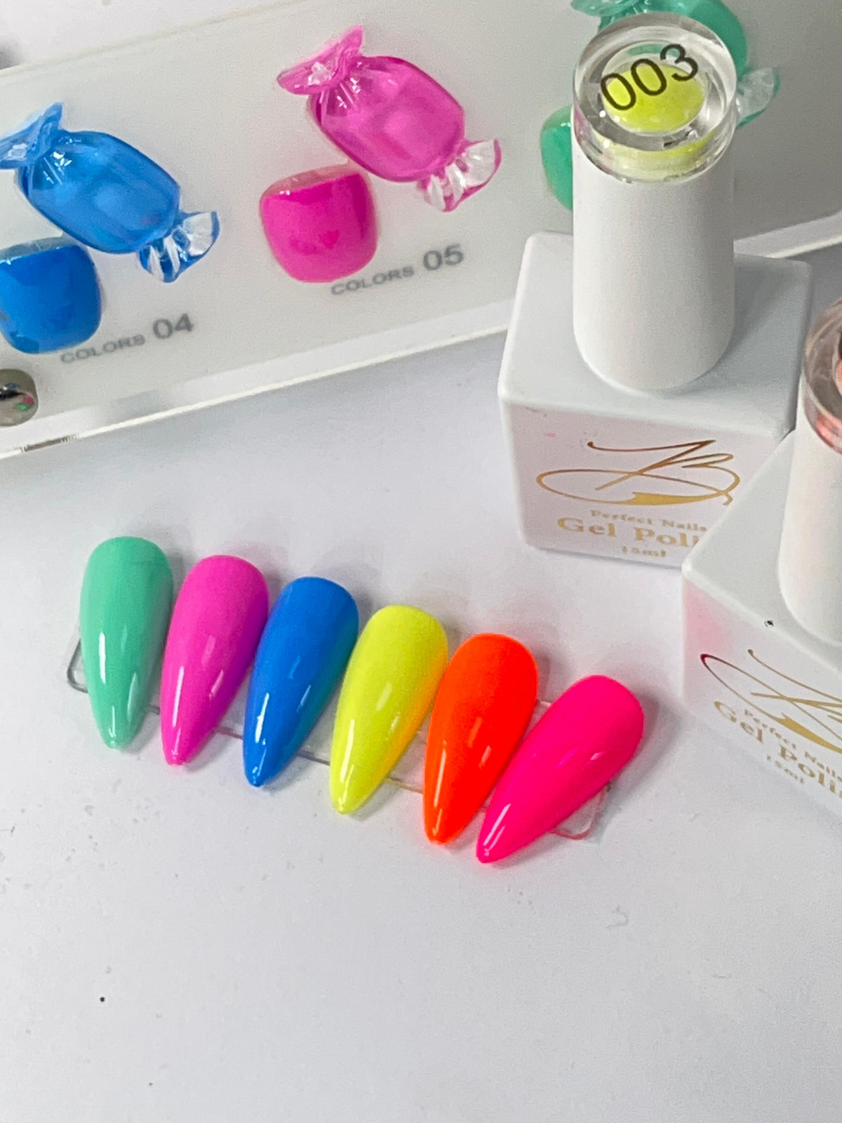 Gel polish kit - 6 colors - Neon collection